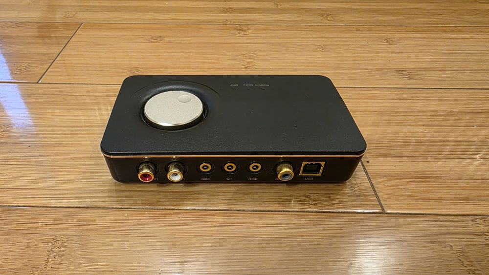 Vând placa audio externa / DAC Asus XONAR U7