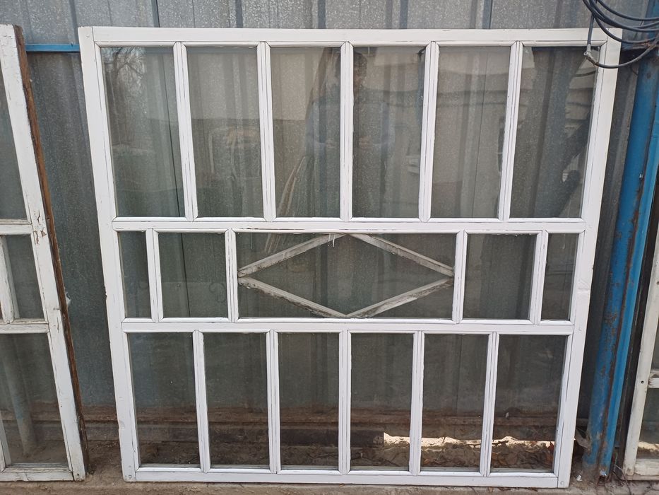 Деревяные застекленые рамы