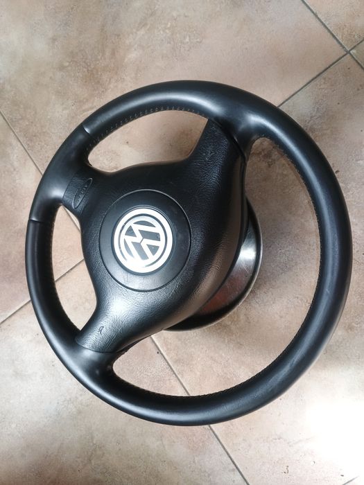 Кожен волан за Голф 4