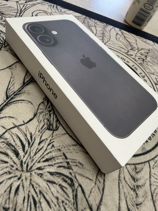 iPhone 16 128gb - нов с гаранция