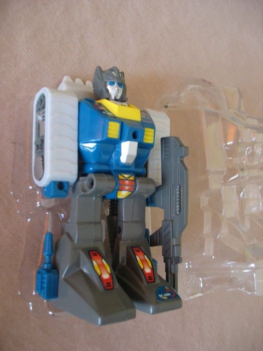 Пате - касичка и бонбониера за дребни бонбончета