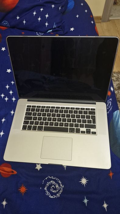 Laptop MacBook Pro Mid 2015