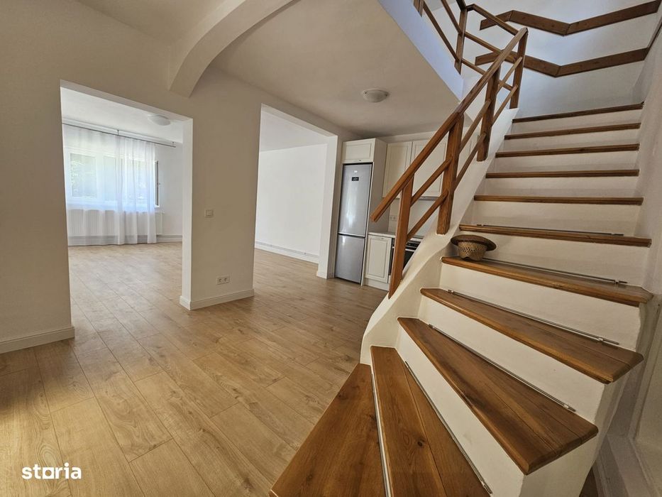 Super oferta! Casa cu 5 camere in Andrei Muresanu, ultrafinisata!
