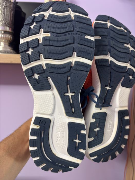 Adidasi brooks ghost 14