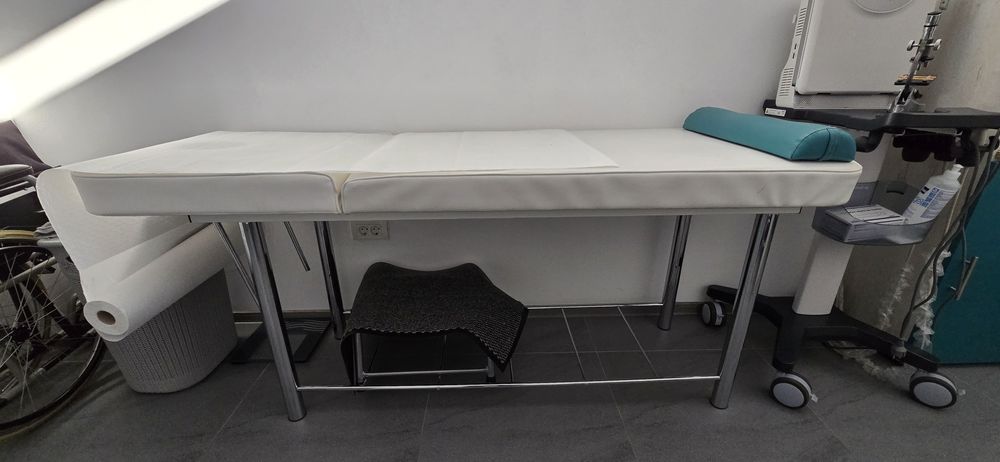 Pat masaj cabinet medical
