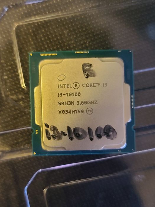 Intel Core i3-10100 + kuler / Процессор i3-10100 с кулером, LGA1200