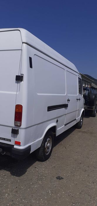 Mercedes Benz T1 208D