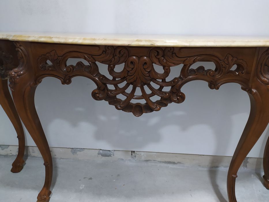 Mobila  .Consola barroc.!