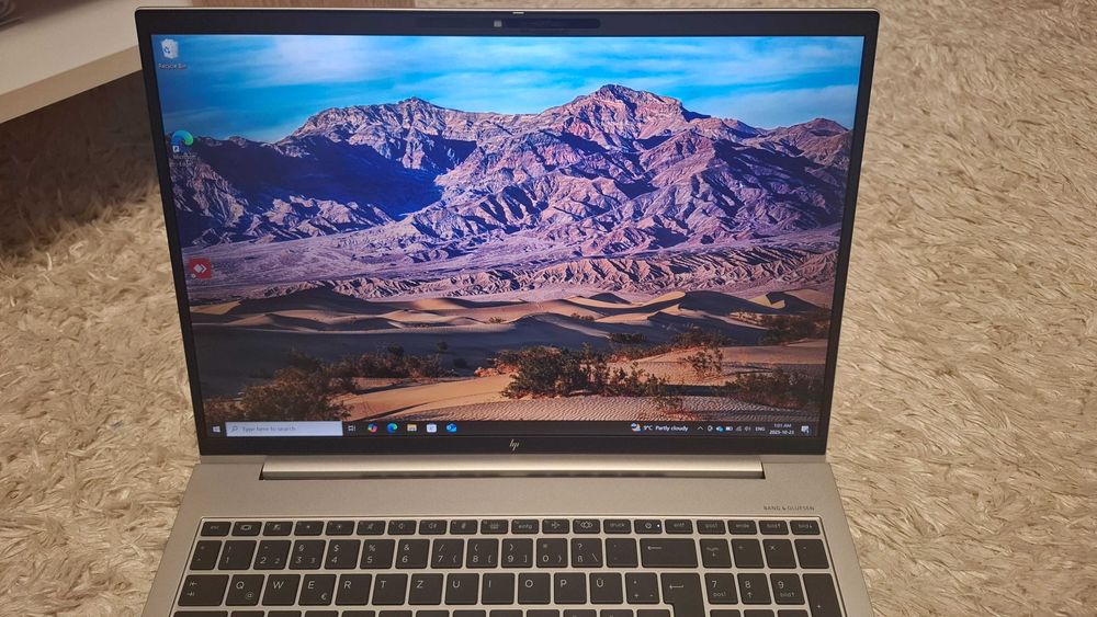 Laptop HP EliteBook – i5-1245U • 16 GB RAM • 1 TB SSD serie business