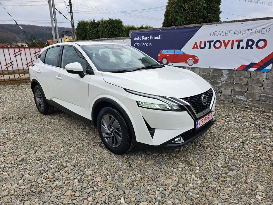 Nissan Qashqai GARANTIE 1-3 ANI TVA INCLUS deductibil distronic  Led  RATE si LEASING