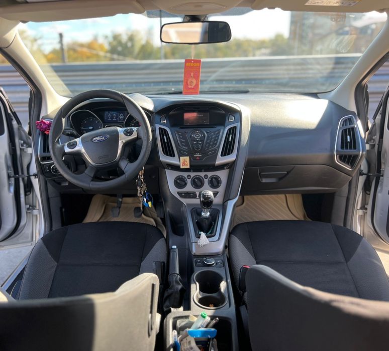 Vand /schimb cu Golf 6 Ford Focus Mk4-2014