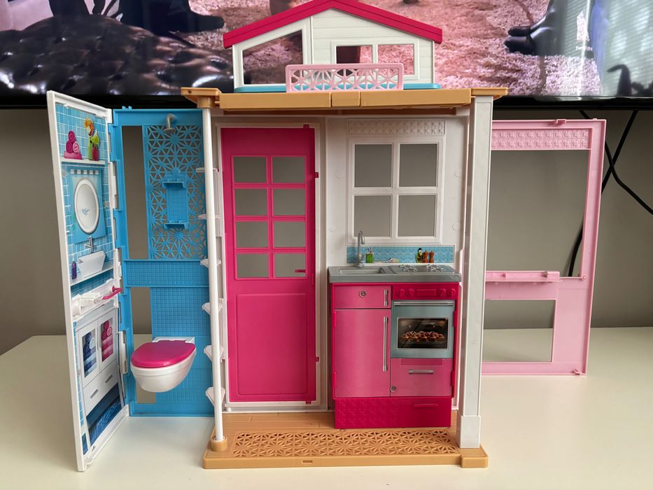 Сгъваема къща на Барби