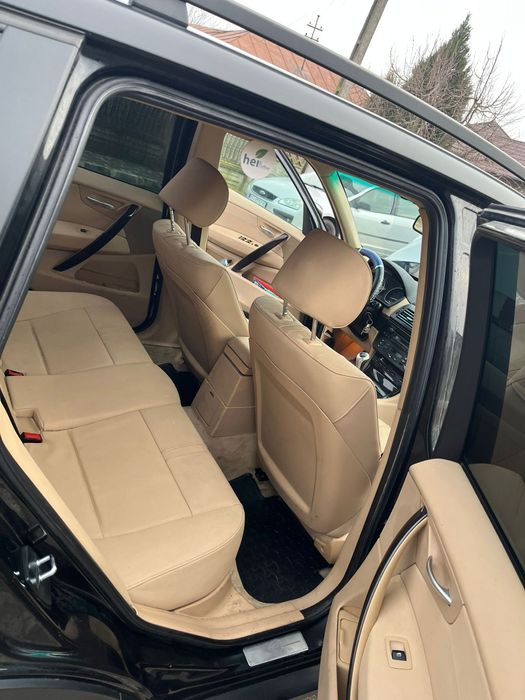 Vând  bmw x3  2008