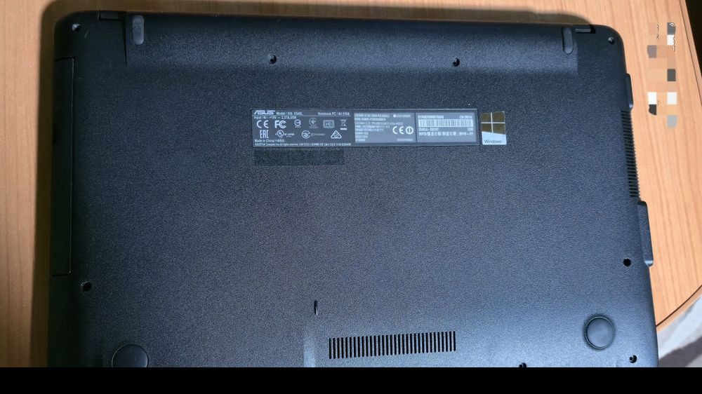 Laptop asus model X540L cu încărcător