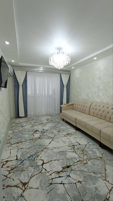 Vagzal saodat 3 honalik kv sotiladi