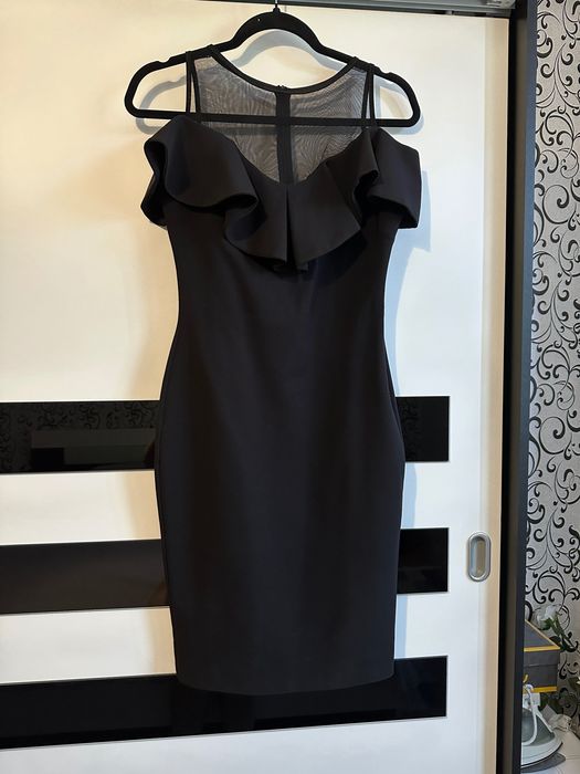 Черна официална рокля - без забележки