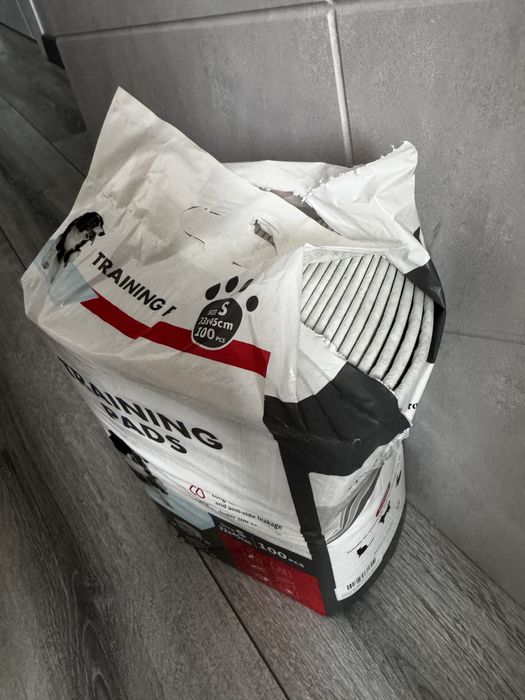 Продам большую упаковку пеленок для собак