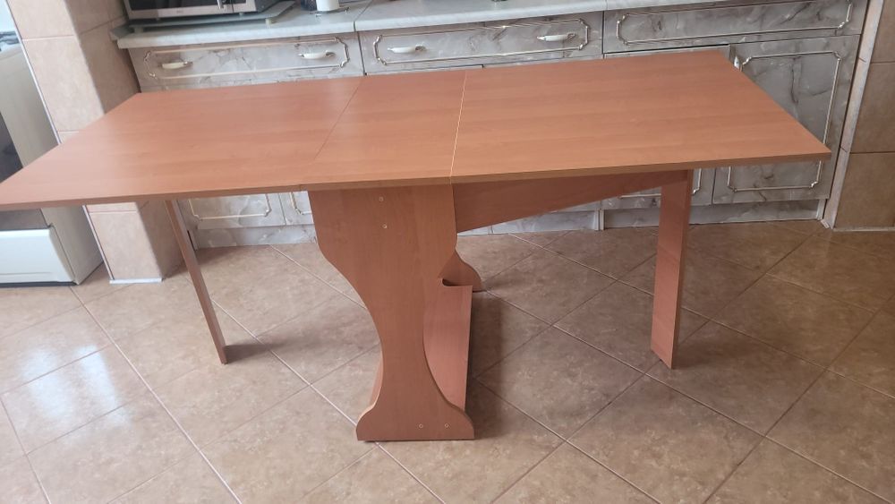 Masă extensibilă...