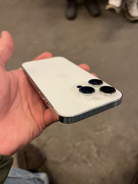 Iphone 14 pro 256 Baterie 100%