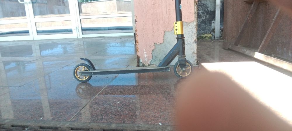 Трюковой самокат быстрый колёса новые