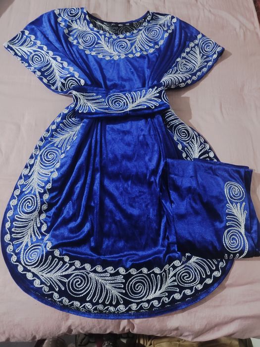 Ayol va qizlarimiz uchun kuzgi koʻylaklar va oyoq kiyimlar Oyoq kiyim