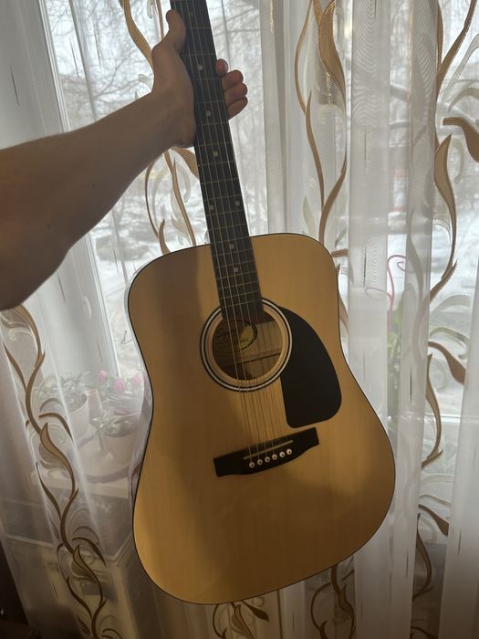 Аккустическая гитара