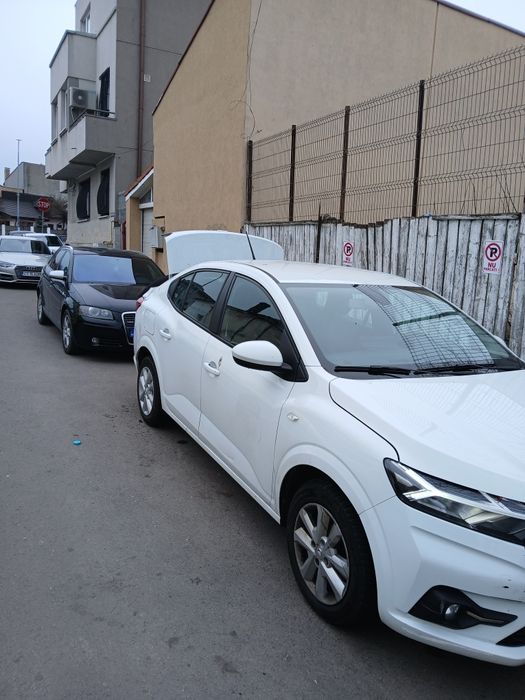 Logan de vanzare 2022