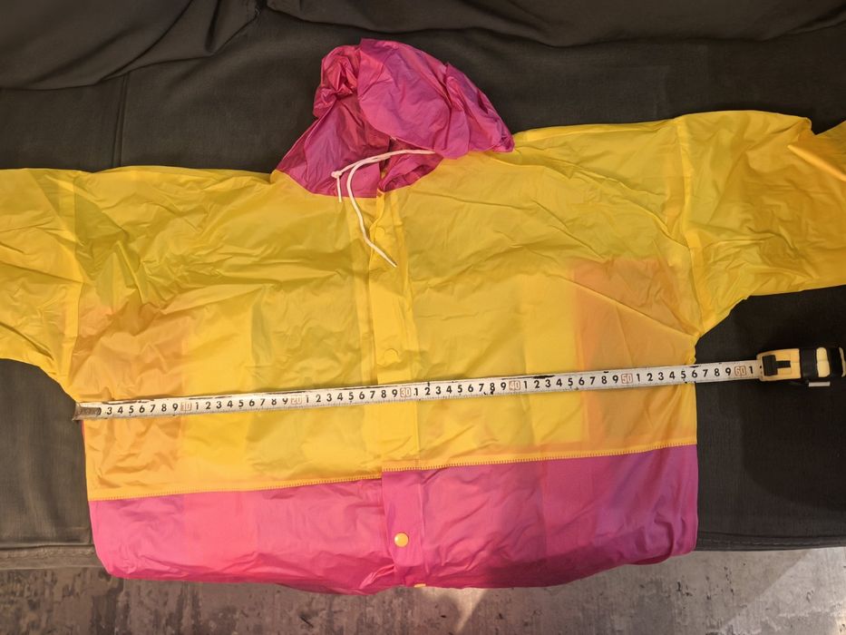 Весели  дъждобрани