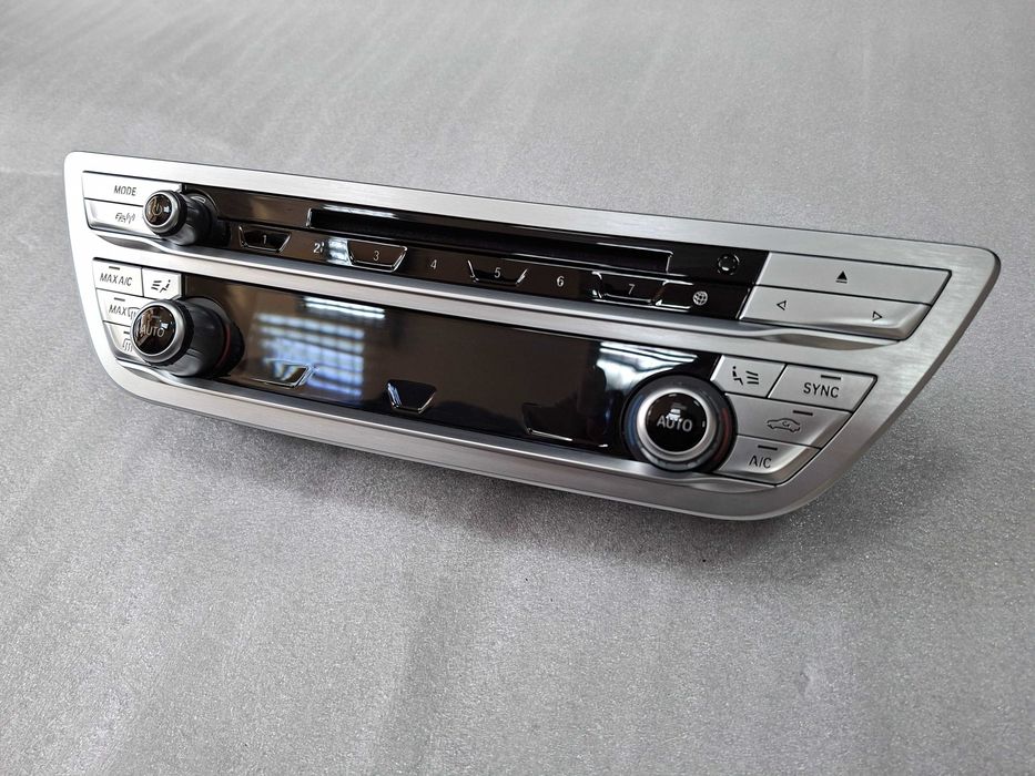 9890616 Панел Радио Климатик Отопление BMW G11 G12