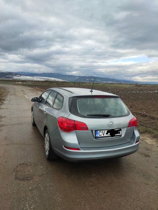Opel Astra J 1.7 CDTI