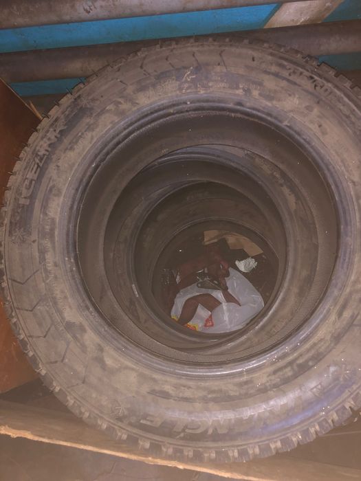 Пакрышки R16 215/60