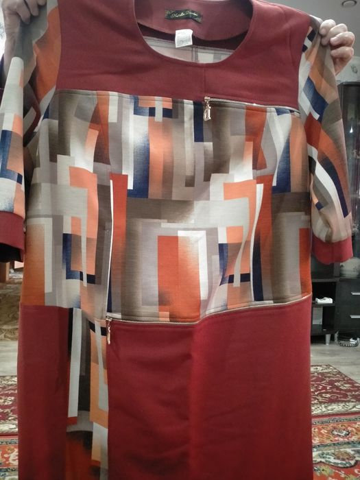 Продам новое платье