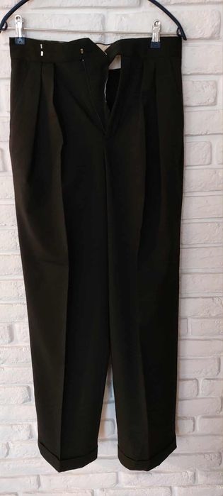 Продавам елегантни панталони