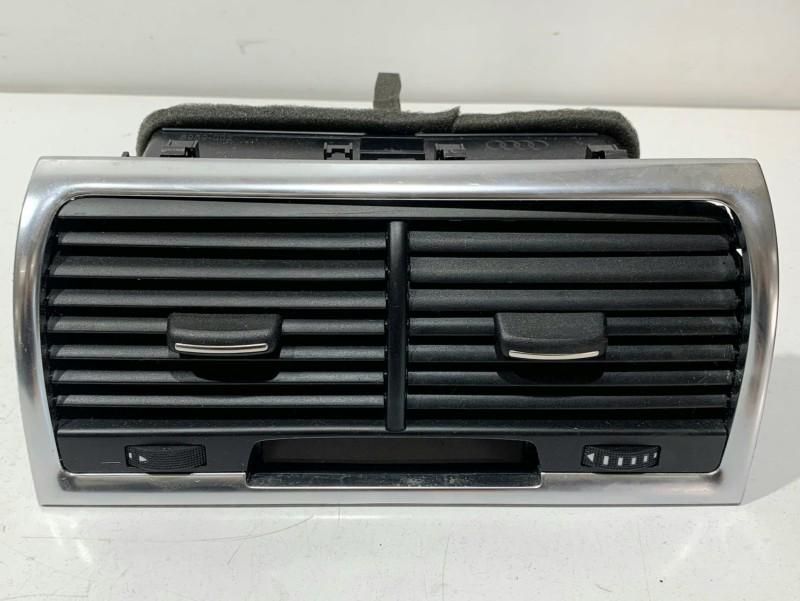 Grila ventilatie bord centrala Audi Q7 4L 4L0820951 SUV