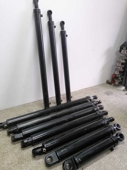 Cilindrii hidraulici spargator lemne dublu sens import Germania