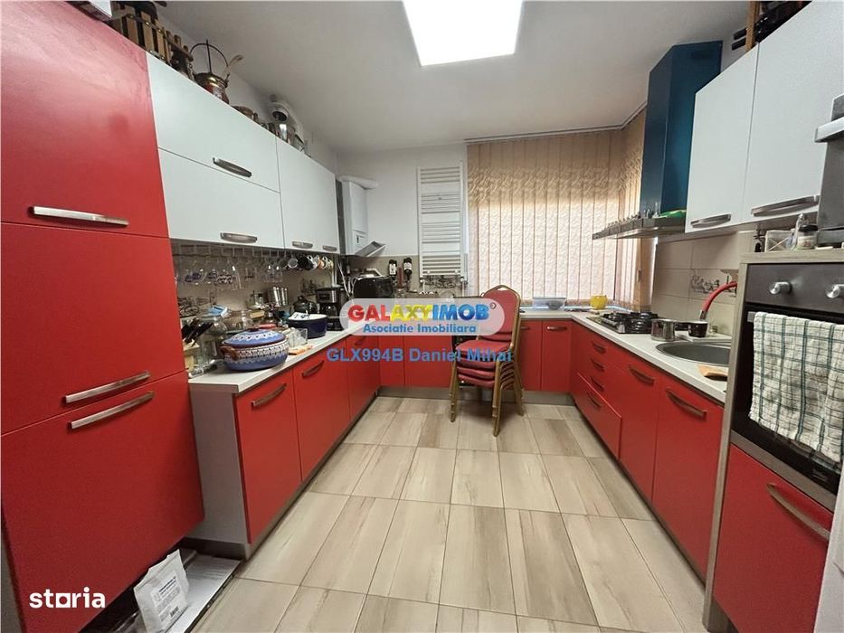 Duplex 4 camere-Mansarda utila-Curte amenajata-Pivnita-str Safirului