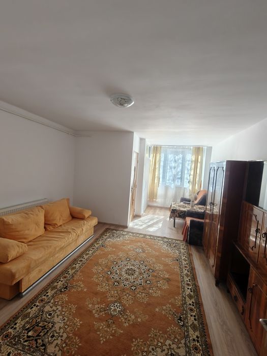 [ÎNCHIRIAT] Închiriez apartament cu o cameră în Dej