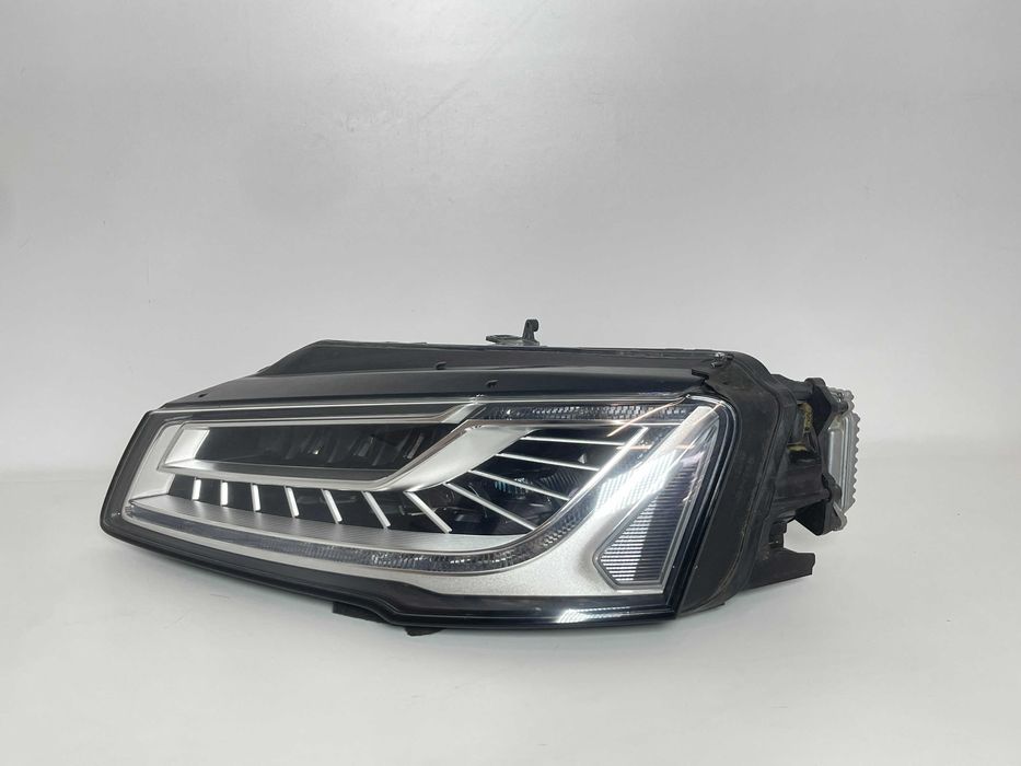 Ляв фар матричен за AUDI A8 D4 4H - 4H0941035