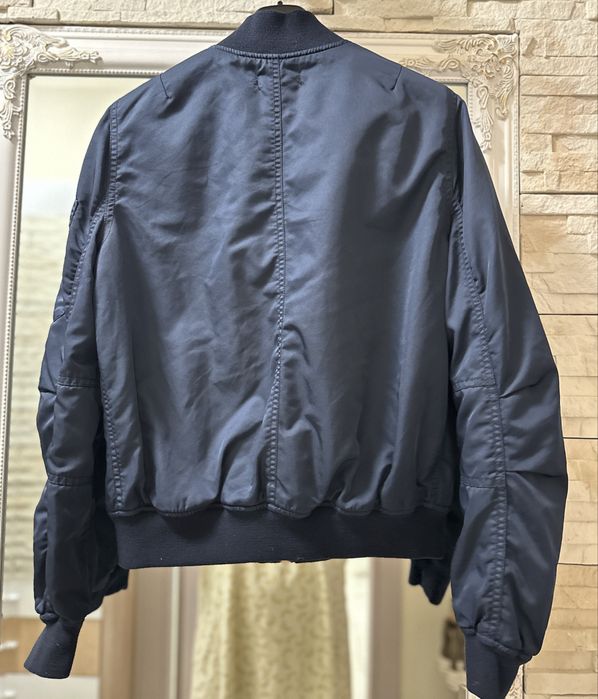 Дизайнерски бомбър