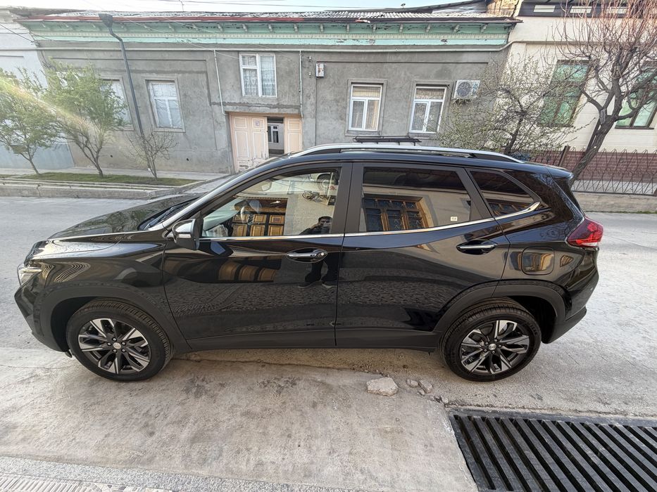 Tracker 2 premier plus 2024