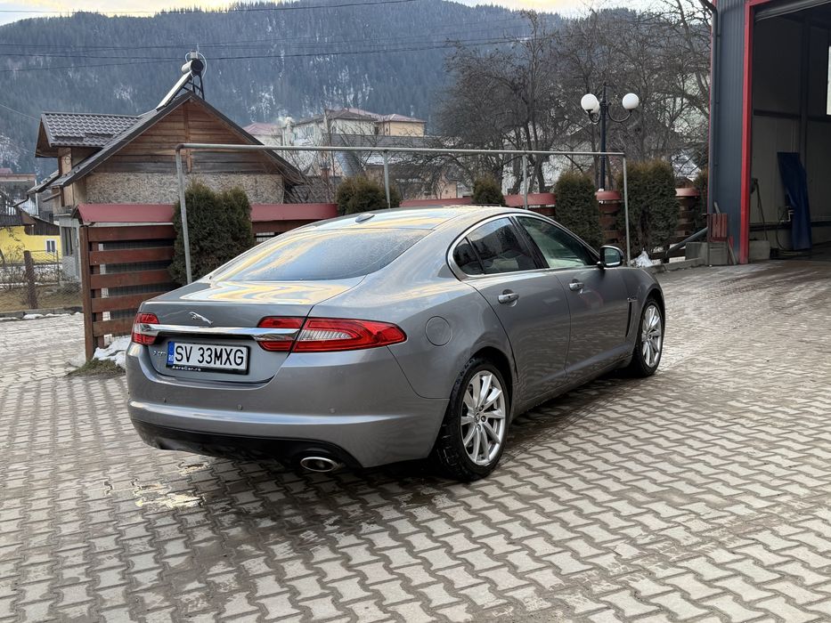 Jaguar xf 2.2 accept variante
