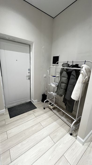 Девушка/и на подселение