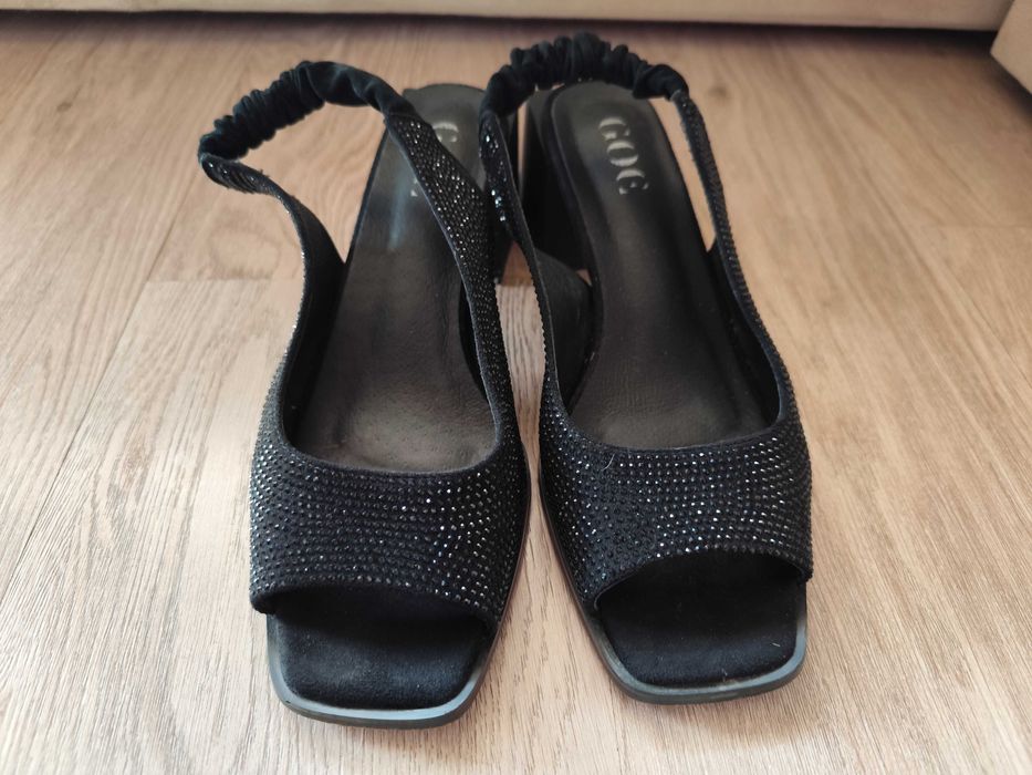 Дамски обувки от естествена кожа