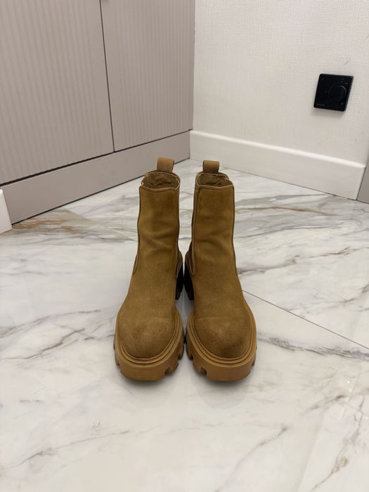 Zara ботильоны замшевые 37 р