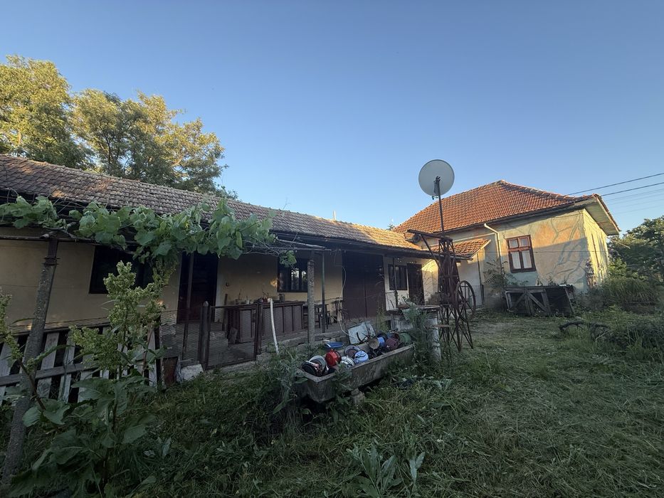 Vand casa sat Dobra comuna Balacita Mehedinti