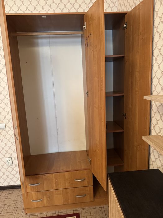 Шифонер в хорошом состояние.