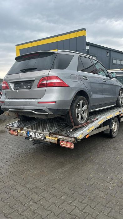 Dezmembram Mercedes Benz ML 3.0 diesel din 2014