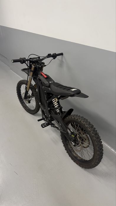 Surron Light Bee X Road Legal