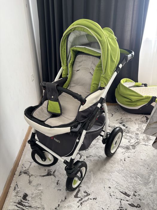 Коляска прогулочная