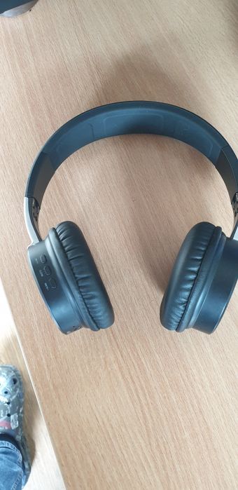 Casti audio bluetooth